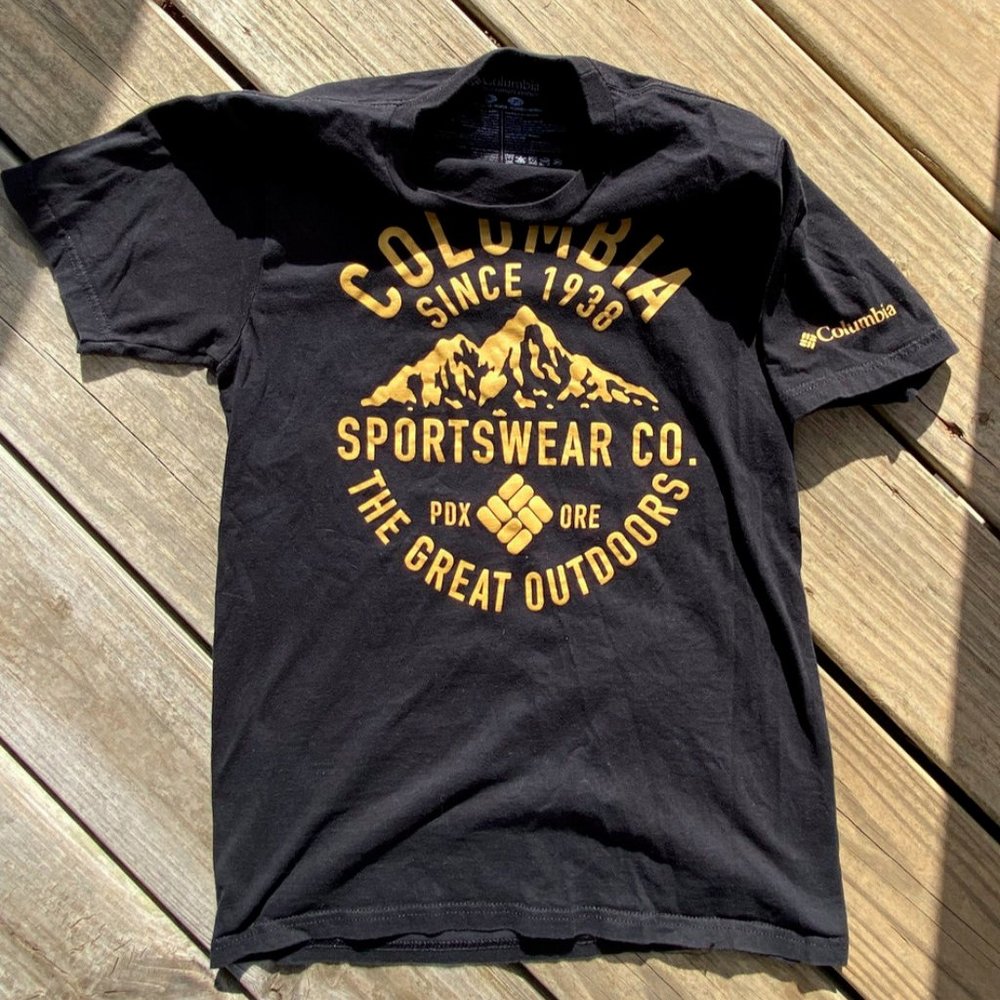 Columbia Sportswear Small Graphic T Shirt Black &Yellow Short Sleeve Lightweight - Picture 3 of 7